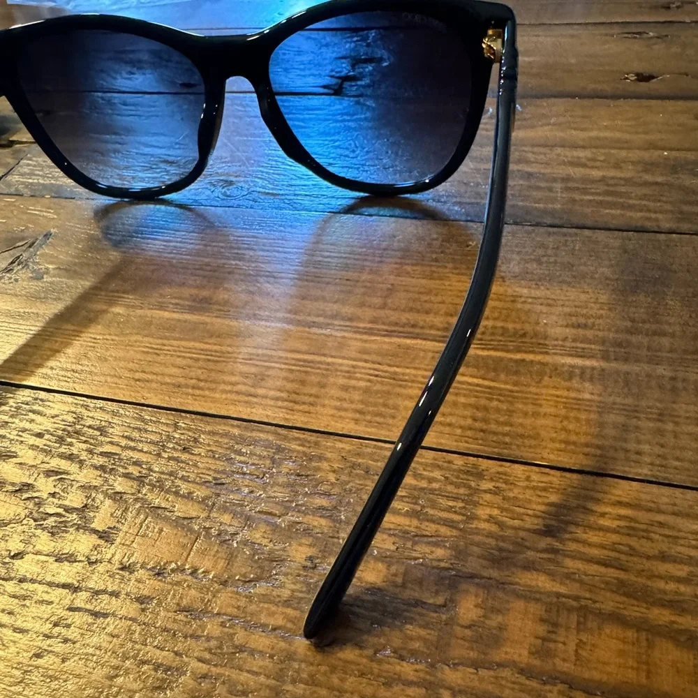 ▪️NWT Jummy Choo Women's Black Full Rim Sunglasses New in Case